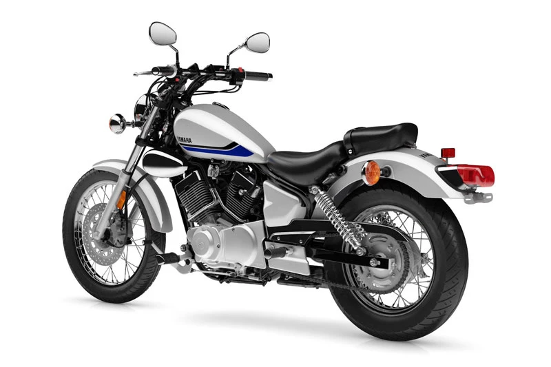 9. Yamaha V Star 250 (giá: 4.349 USD).