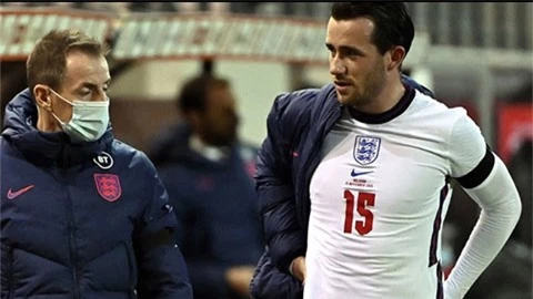 Henderson và Chilwell chấn thương trong trận thua của ĐT Anh