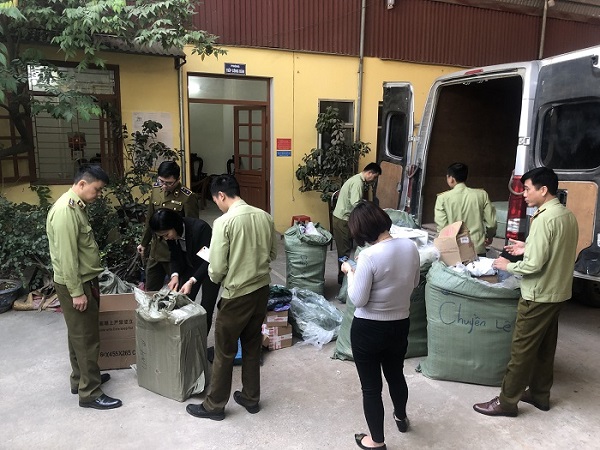 Lạng Sơn: Thu giữ gần 1.000 sản phẩm hàng hóa nhập lậu