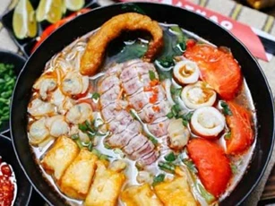 Cách nấu bún hải sản chua cay ngon hơn ngoài hàng
