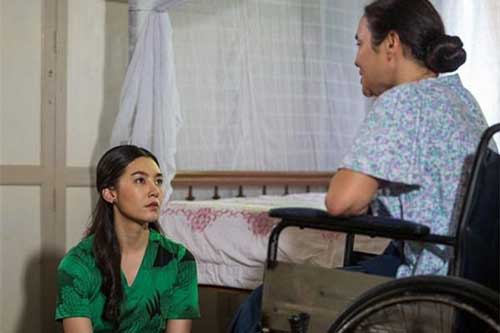 Lúc nguy kịch mẹ chồng gọi tôi vào phòng đưa 2 chỉ vàng và nói một câu khiến tôi giật bắn, ngơ ngác nhìn sang anh hàng xóm đang ngồi cạnh