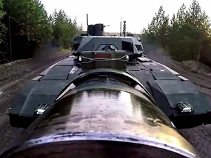 T-14 Armata với pháo 152 mm có thể trở thành "xe tăng hạt nhân"