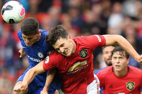 Maguire nằm trong Top 3 trung vệ chơi đầu tốt nhất châu Âu