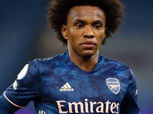 Willian: Từ niềm hy vọng vàng thành 'cơn đau đầu' của Arsenal