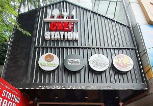 Rủ nhau “lên mây” đặt món ăn: Nhà hàng ảo, bếp ma rầm rộ phát triển