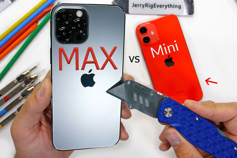 Kiểm tra độ bền của iPhone 12 Pro Max vs iPhone 12 Mini