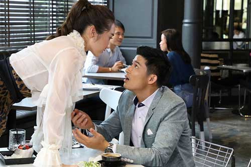 Bị vợ đâm đơn ly hôn vì 4 năm chung sống đều gửi tiền cho mẹ, người chồng về quê thì "chết lặng" với cảnh tượng và lời tuyên bố thản nhiên