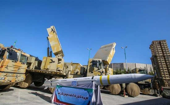 Hệ thống tên lửa phòng không Bavar-373 do Iran chế tạo. Ảnh: Avia-pro.