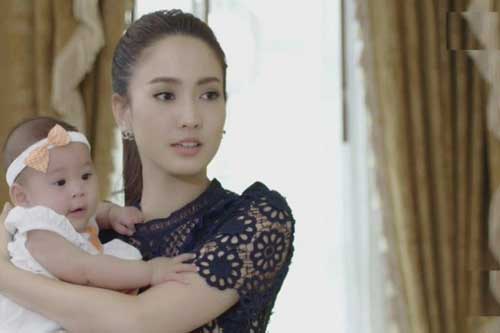 Mẹ chồng đề xuất bà ngoại lên mà trông cháu, nàng dâu vâng lời nhưng khiến bà nội méo mặt vì mất 7 triệu cuối tháng