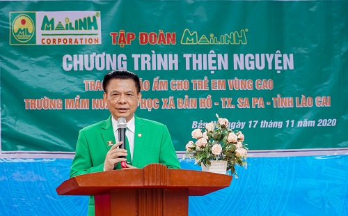 Tập đoàn Mai Linh tặng áo ấm cho học trò vùng cao