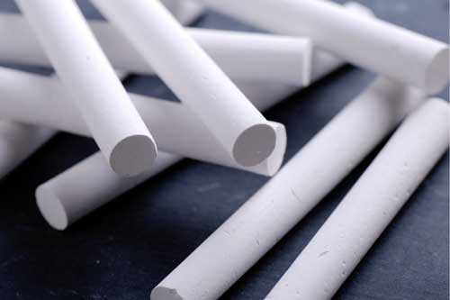 Chỉ 1 viên phấn viết bảng, bạn có thể làm được rất nhiều thứ không ngờ tới