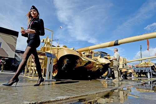 Nga bổ sung lô xe tăng T-90M Proryv-3 cực mạnh