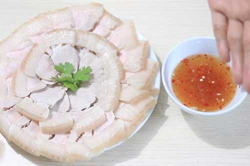 Món thịt luộc nhàm chán sẽ gây nghiện nếu cho thêm thứ này