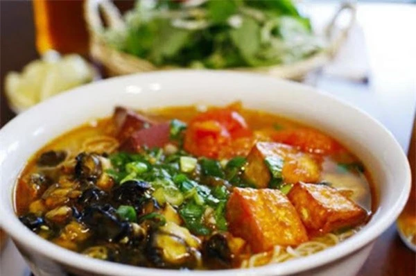 bun rieu oc ngon 4