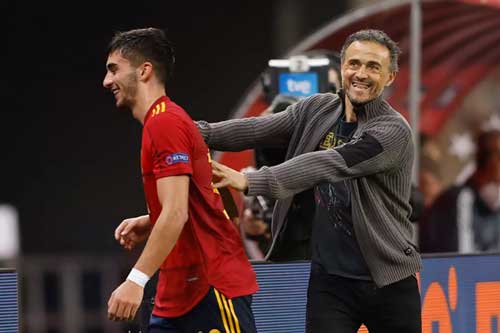 Điểm nhấn Tây Ban Nha 6-0 Đức: Ferran Torres sáng chói, Loew nguy cơ mất ghế
