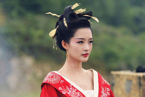 Công chúa dòng họ Mộ Dung treo cổ sau 3 ngày thành hôn, bí mật về cái chết được làm sáng tỏ khi tì nữ cởi thắt lưng của nàng