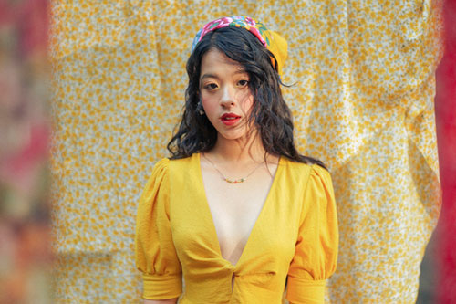 Con gái Chiều Xuân ra MV kỷ niệm tuổi 16