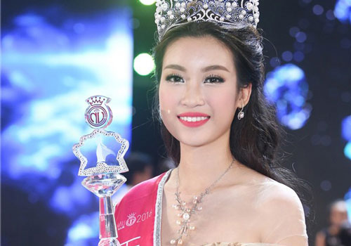 Đỗ Mỹ Linh: Người đẹp phố cổ 4 năm đăng quang Hoa hậu và chặng đường bền bỉ giữ gìn vương miện