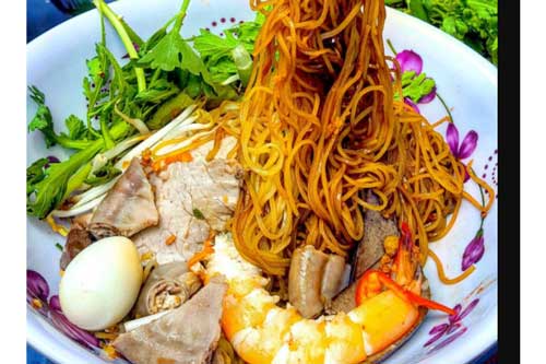 Dạo 3 miền nếm thử những món đặc sản nổi danh