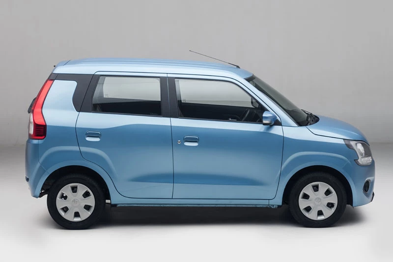 3. Suzuki Wagon R (doanh số: 18.703 chiếc).