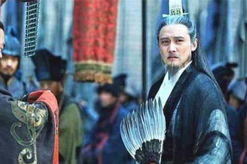 Gia Cát Lượng: "Chân nhân bất lộ tướng", che giấu sâu 3 thứ này