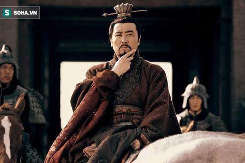 Biết Lưu Bị sẽ là kỳ phùng địch thủ sau khi có Ích Châu, sao Tào Tháo và Tôn Quyền không tìm cách triệt hạ?