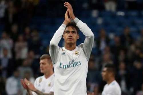 M.U sáng cửa giành Varane
