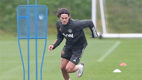 Man United đau đầu vì hàng công rách nát