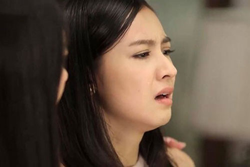 Ngày tôi sinh con ở bệnh viện, chồng nằng nặc đòi về nhà ngủ, đến nửa đêm chị hàng xóm hớt hải gọi điện báo tin động trời