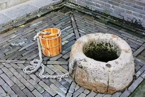 Kỳ án Trung Hoa cổ đại: Phát hiện thi thể dưới giếng sâu, nhờ một nhát dao mà đôi "gian phu dâm phụ" bị trừng phạt thích đáng