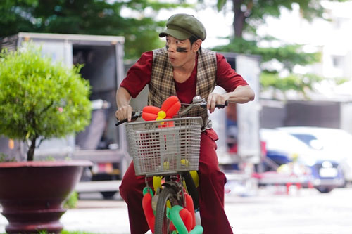 Thái Hòa đóng điệp viên tâm thần