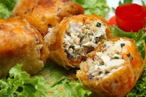 Muốn món nem cua bể thơm ngon, giòn rụm phải thực hiện các bước này