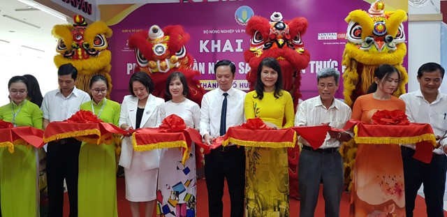 Khai mạc Phiên chợ Tuần nông sản an toàn thực phẩm năm 2020