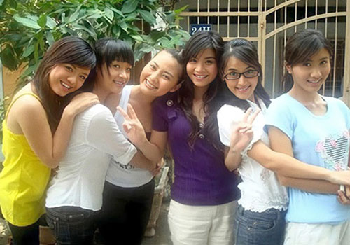 T&#xFA; Vi, Ng&#x1ECD;c Lan v&#xE0; d&#xE0;n sao &#x27;C&#x1ED5;ng m&#x1EB7;t tr&#x1EDD;i&#x27; sau 11 n&#x103;m