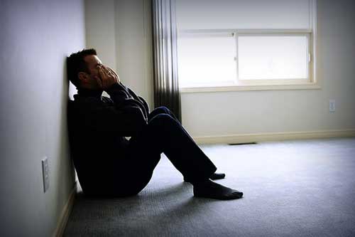 Nghe bạn bè gièm pha vợ bỏ nhà theo trai, tôi cay cú trả thù vợ bằng cách sống buông thả, không ngờ 3 tháng sau mới biết căn nguyên khiến tôi đau điếng