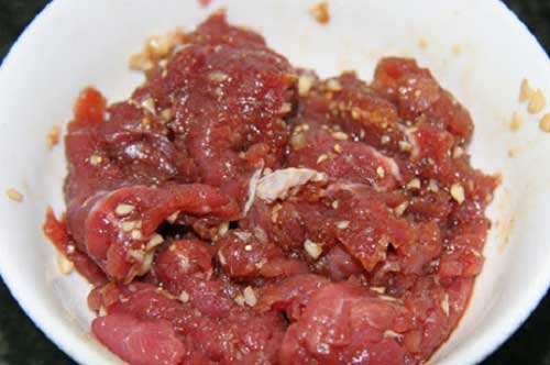 Chuyên gia dinh dưỡng chia sẻ bí quyết xào thịt bò mềm không dai, cực kỳ hấp dẫn