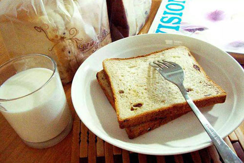 4 món ăn sáng tưởng chất lượng lại khiến trẻ càng ăn càng còi cọc