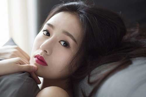 Nhà tôi thách cưới 100 triệu mà mẹ chồng vẫn vui vẻ đồng ý, song giữa đám tiệc bà lại "trả đũa" thâm sâu khiến tôi tái mặt