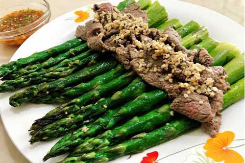 Những loại rau càng nấu càng giàu canxi tốt cho chiều cao của bé