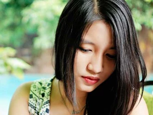 Người yêu hẹn đi nhà hàng ăn uống và tổ chức sinh nhật sớm, tôi vui vẻ nhận lời rồi sốc nặng khi chiếc bánh sinh nhật được kéo ra khỏi hộp