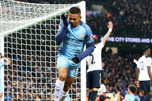 Chờ duyên ghi bàn của Jesus