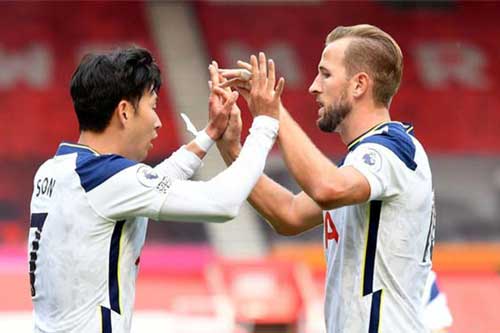 Cuộc đua vô địch Premier League không dành riêng cho Liverpool và Man City