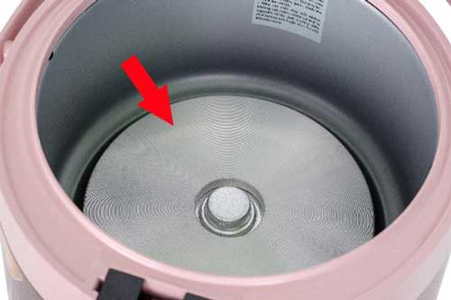 Nồi cơm điện có 1 vị trí cần được vệ sinh thường xuyên, làm đúng sẽ tiết kiệm cả triệu tiền điện mỗi năm