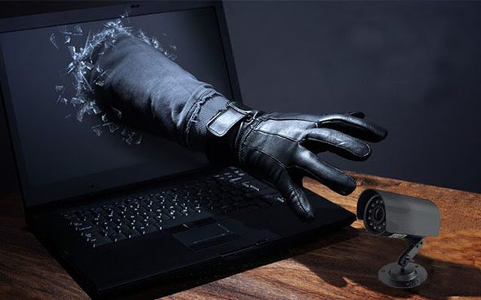 Hack camera - khi sự riêng tư bị xâm hại để trục lợi