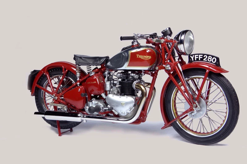 1. Triumph Speed Twin 1937.