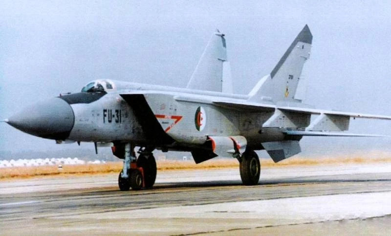 Tiêm kích MiG-25 của Không quân Algeria. Ảnh: Topwar.