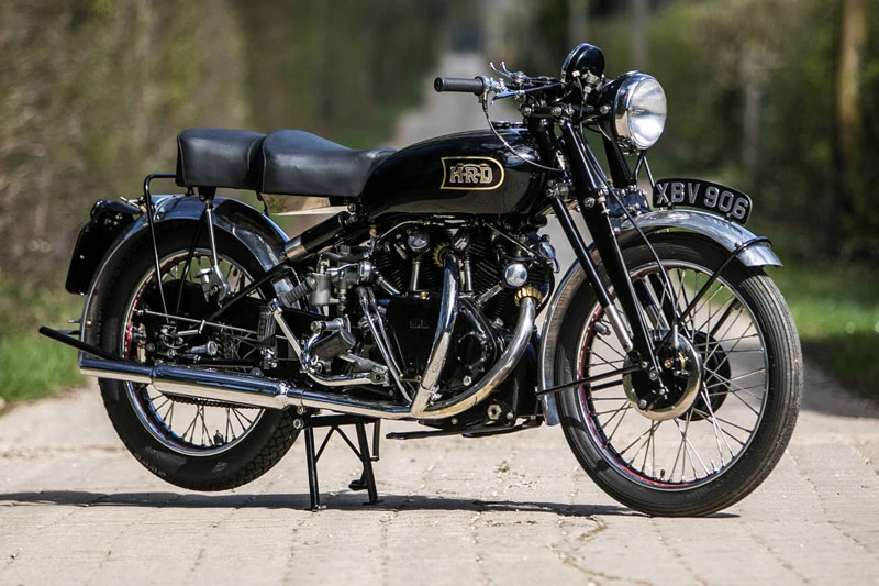 2. Vincent Black Shadow 1951.