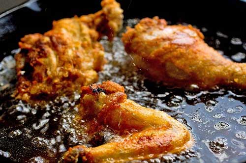 Nếu không muốn bị nhồi máu não và tim đột ngột, hãy tránh 3 thứ, uống 2 loại nước và làm tốt 1 việc