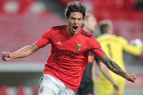 Guardiola chọn được người thay thế Aguero