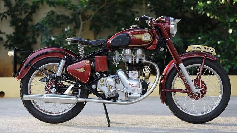 7. Royal Enfield Bullet G2 1954.